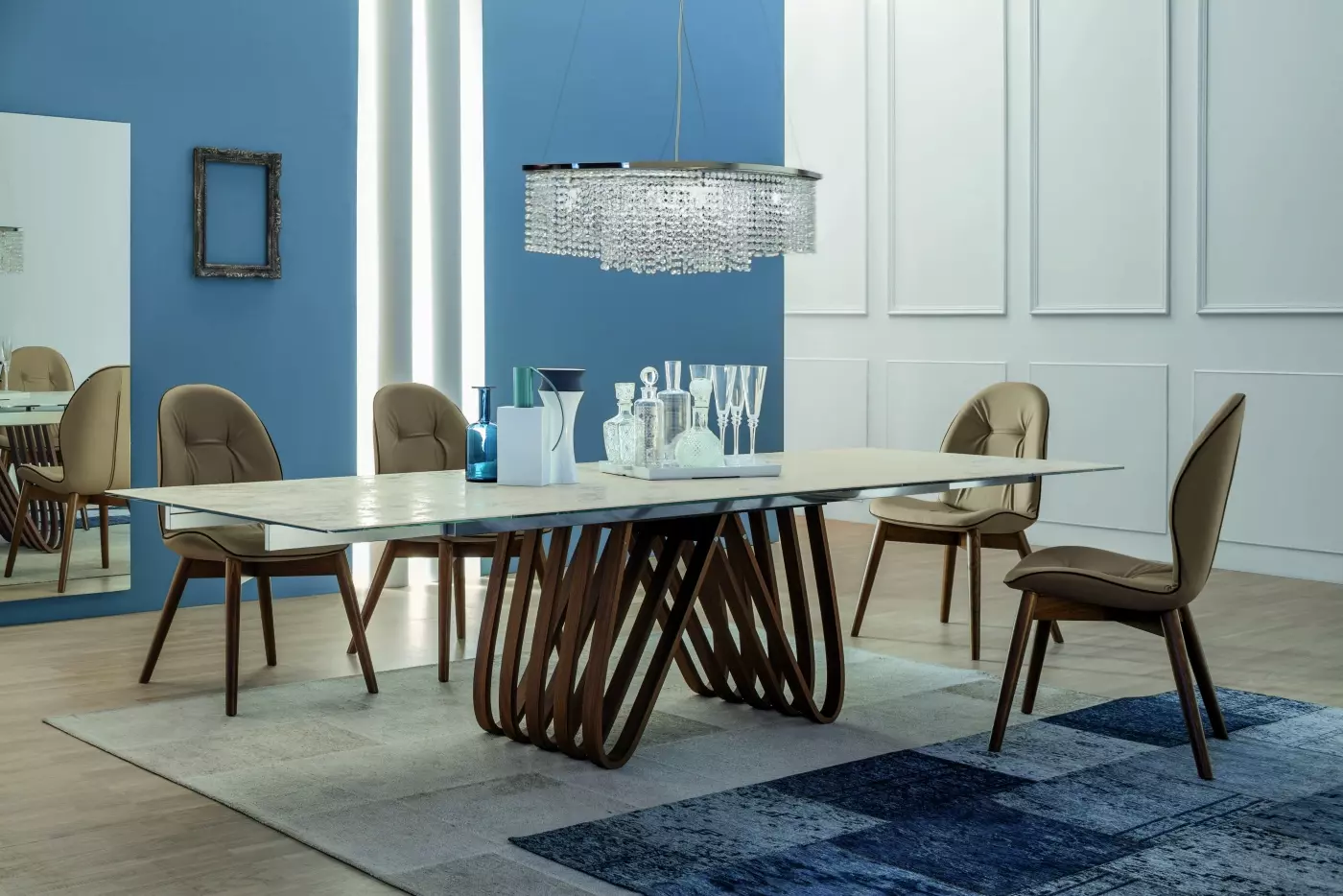 jedálenský stôl, moderný jedálenský stôl, moderný taliansky nábytok, nábytok, stôl, štýlový jedálenský stôl